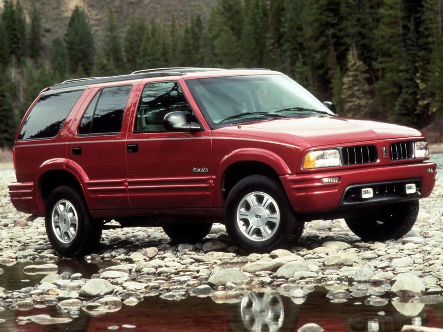  Oldsmobile Bravada 1995 года  (фото 4 из 6)